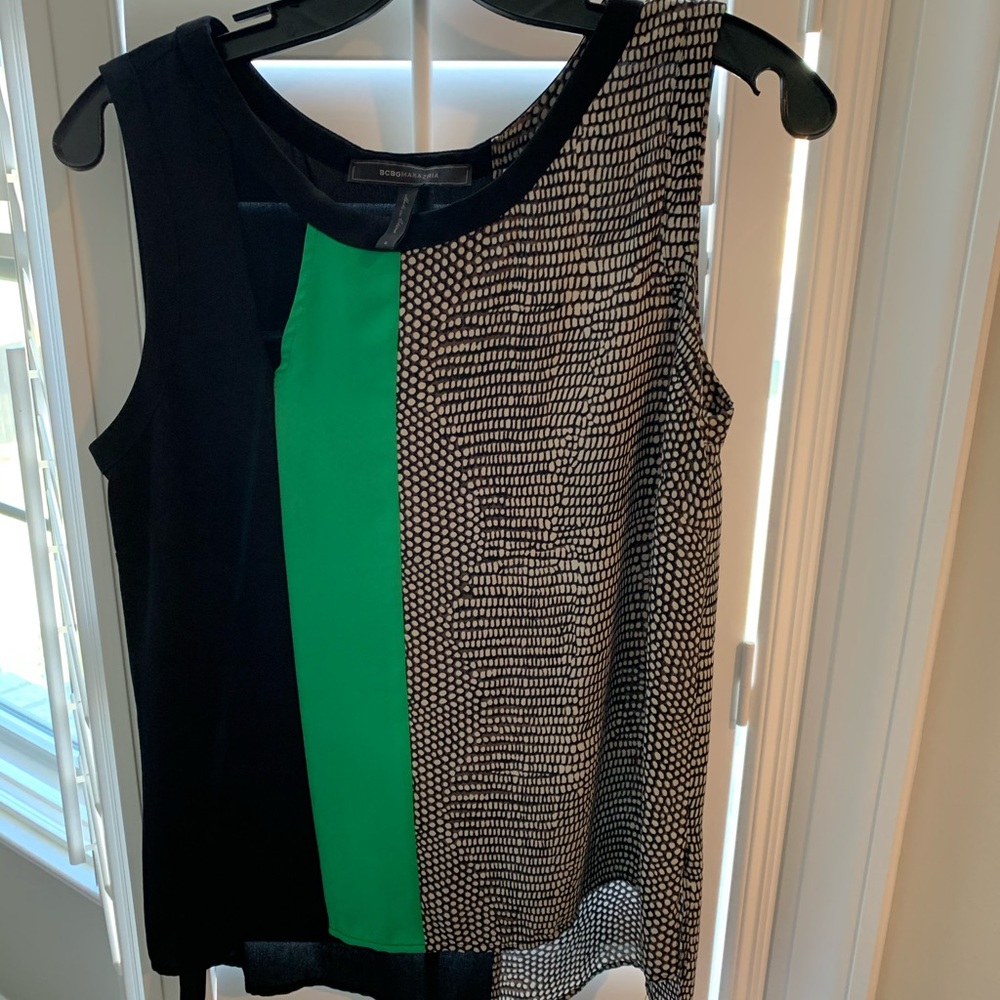 BCBG color block top